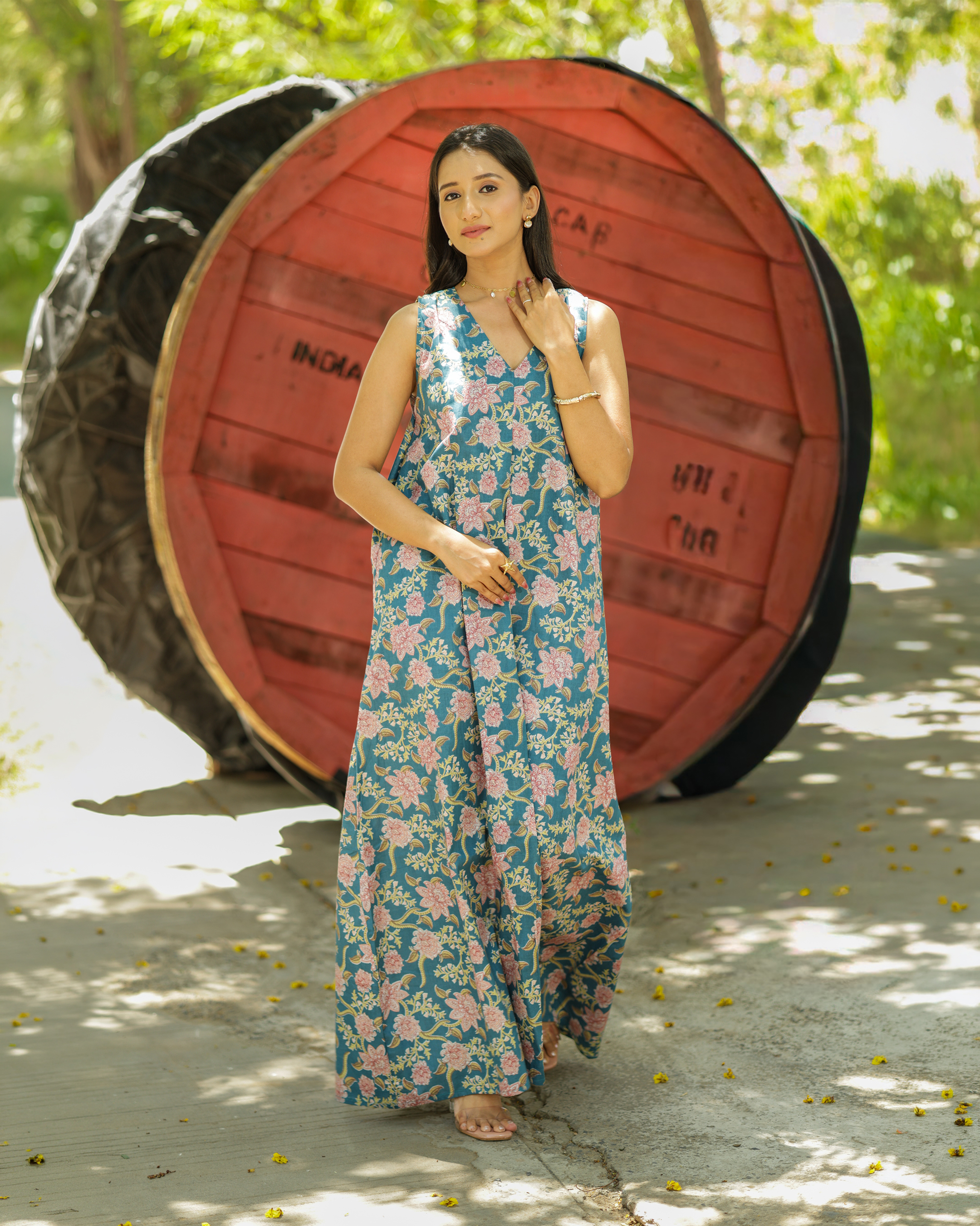 Elegant Floral Printed Sleeveless Maxi Dress