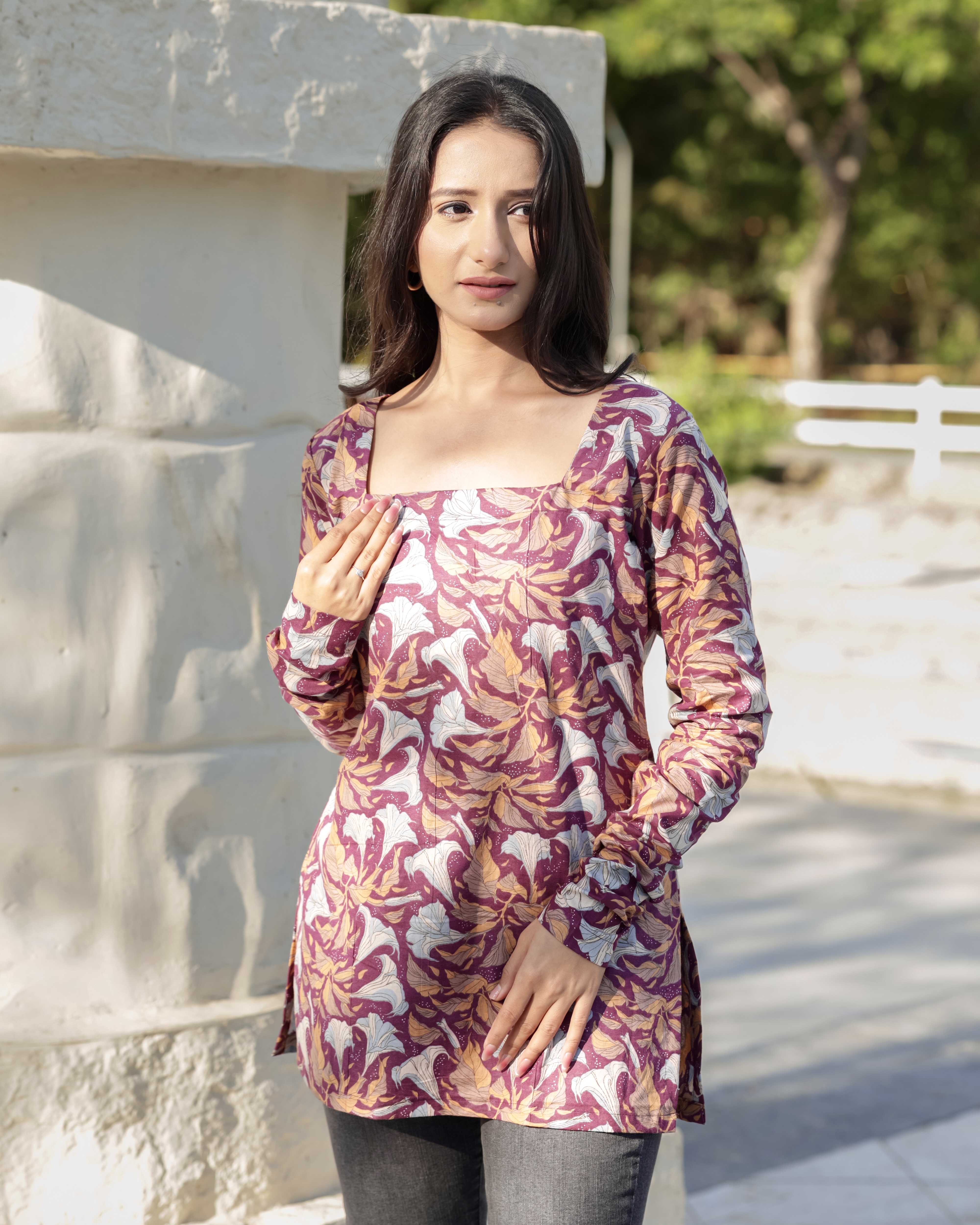 Purple Floral Printed Casual Kurti Top💜