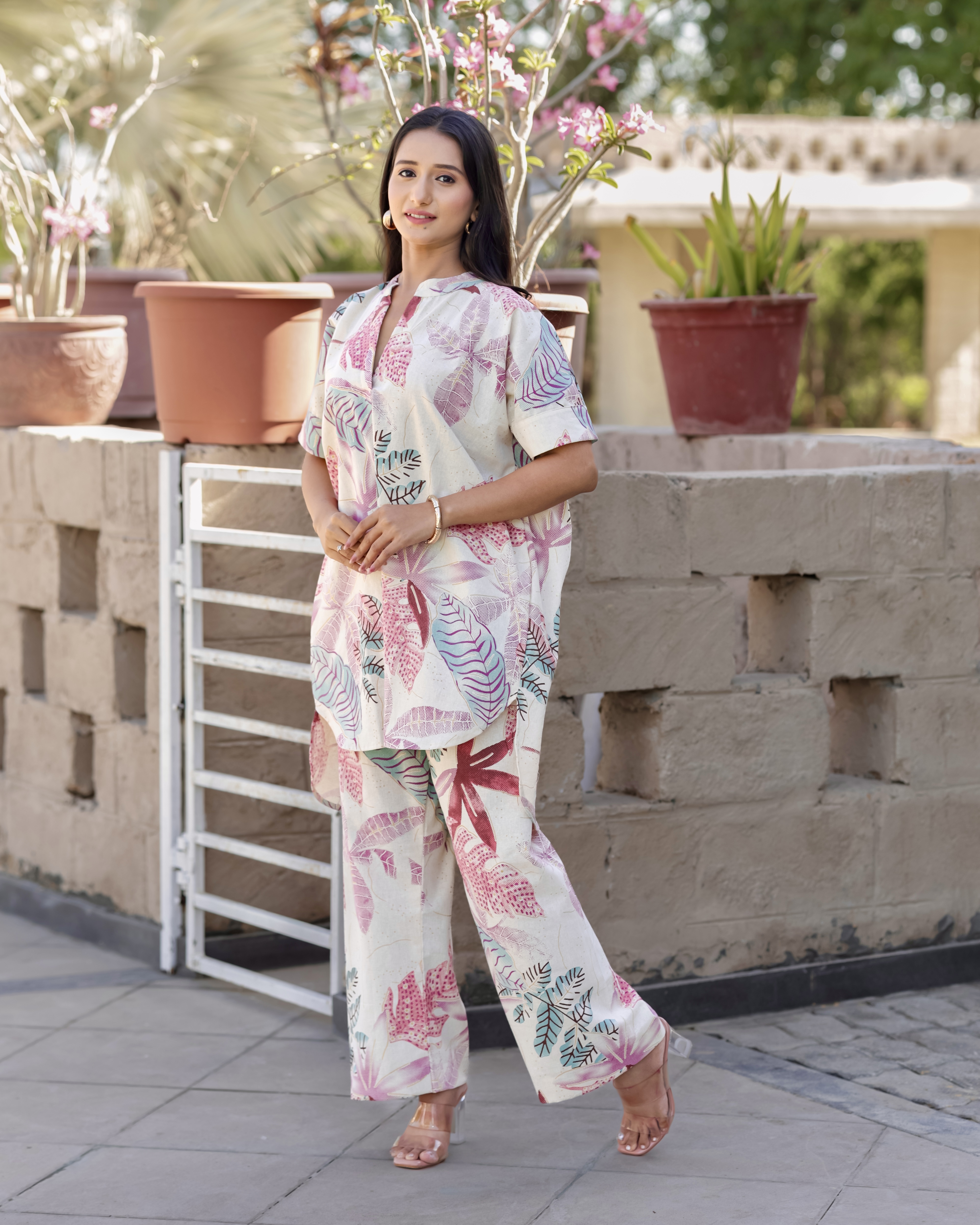Floral Printed Co-Ord Set (Top & Pant) thumbnail 2