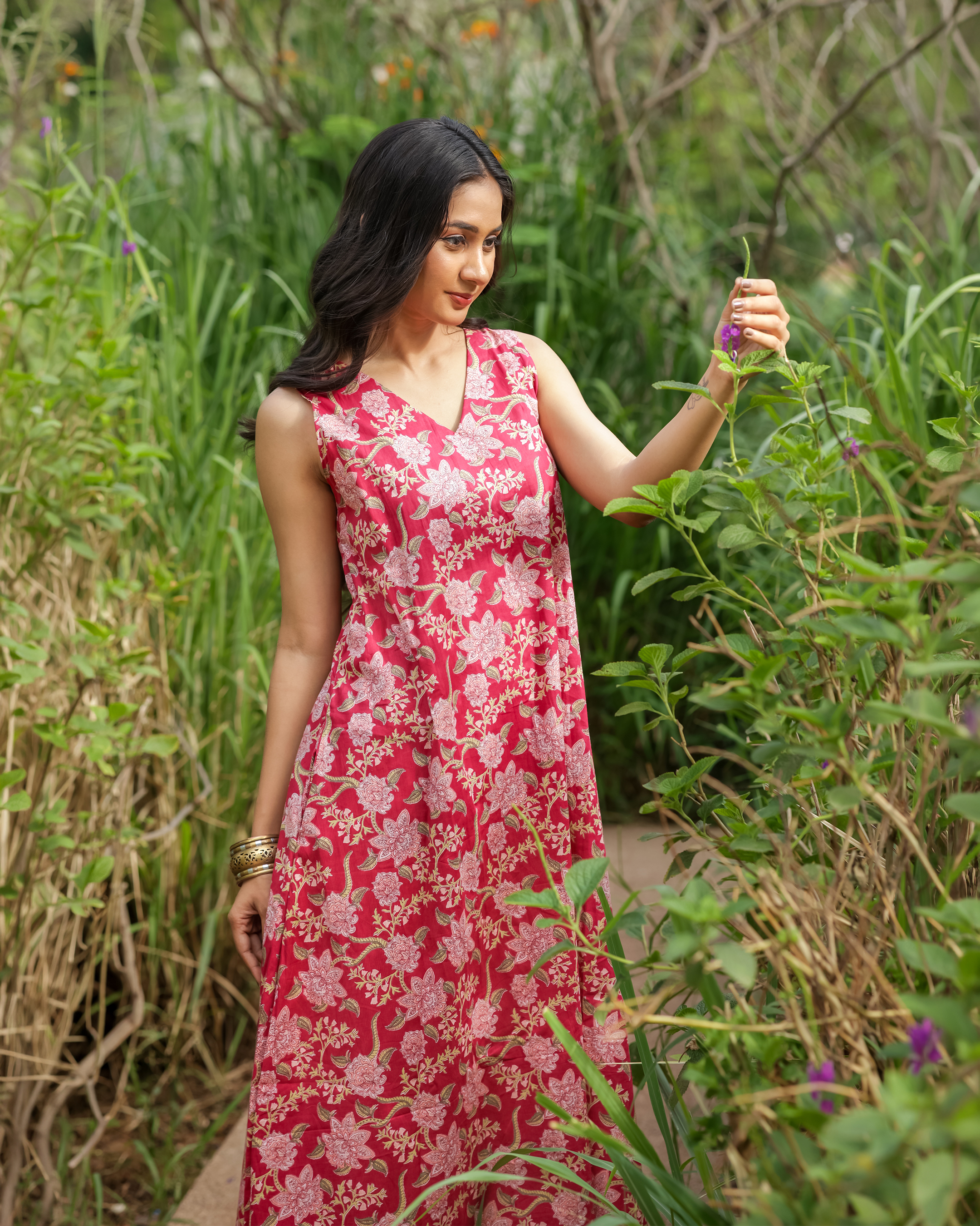 Pink Floral Printed A-Line Maxi Dress thumbnail 2